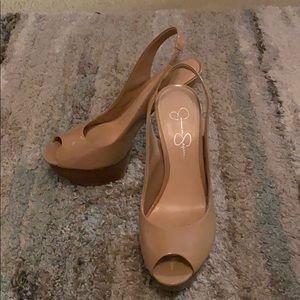 Jessica Simpson heel